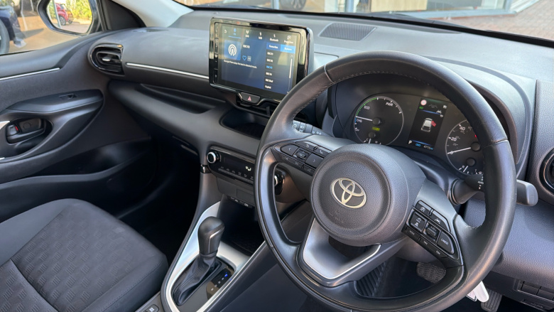 Toyota Yaris 1.5 Hybrid Icon 5dr CVT Hybrid Hatchback